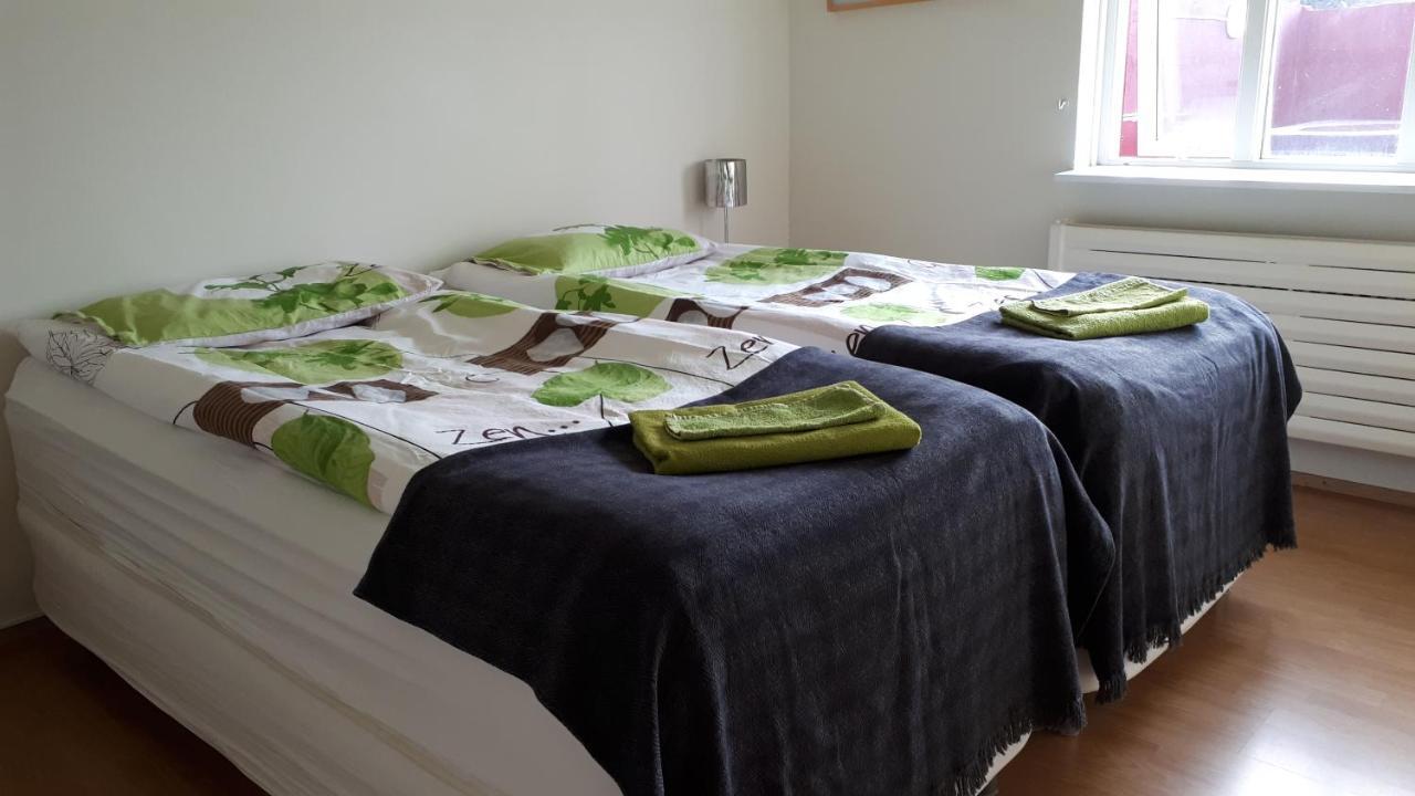 Brunalaug Guesthouse - Holiday Home Eyjafjaroarsveit ภายนอก รูปภาพ